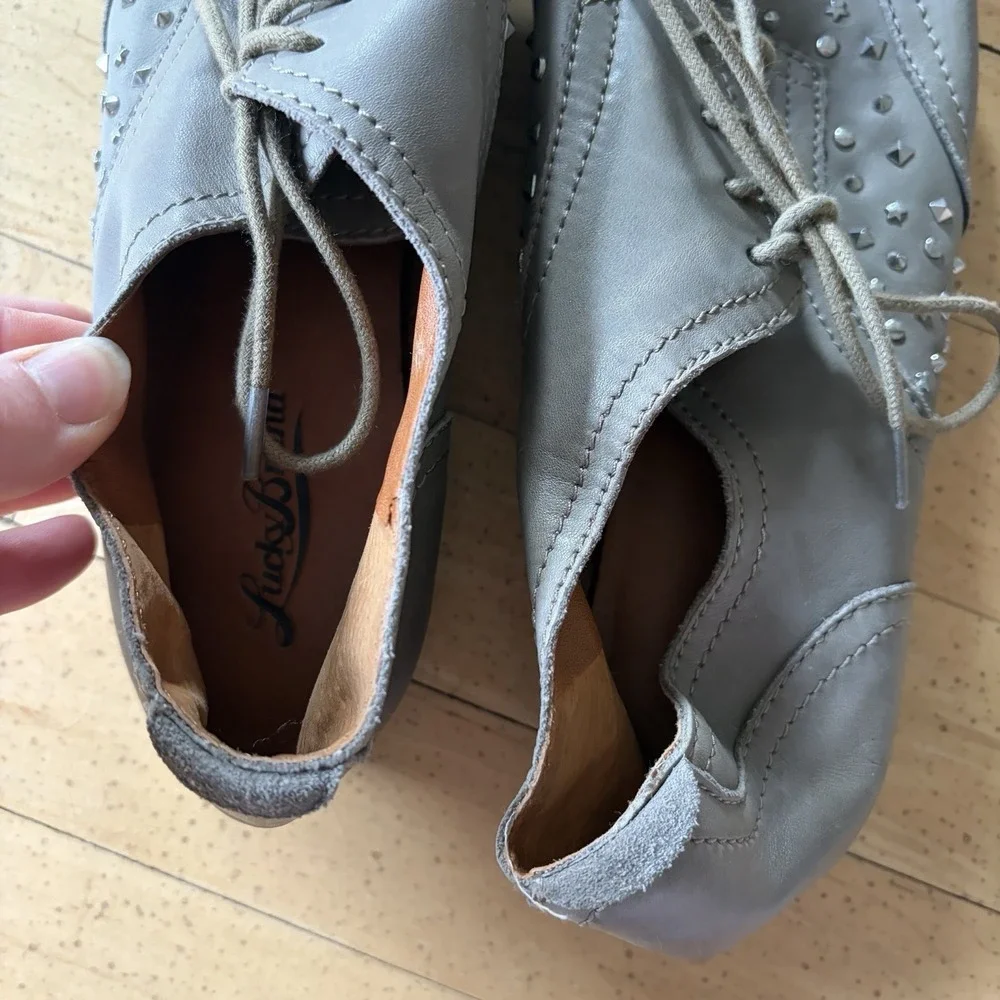 Lucky Brand Gedi Studded Leather Oxford‎ Gray Shoes Size 8.5 M Womens